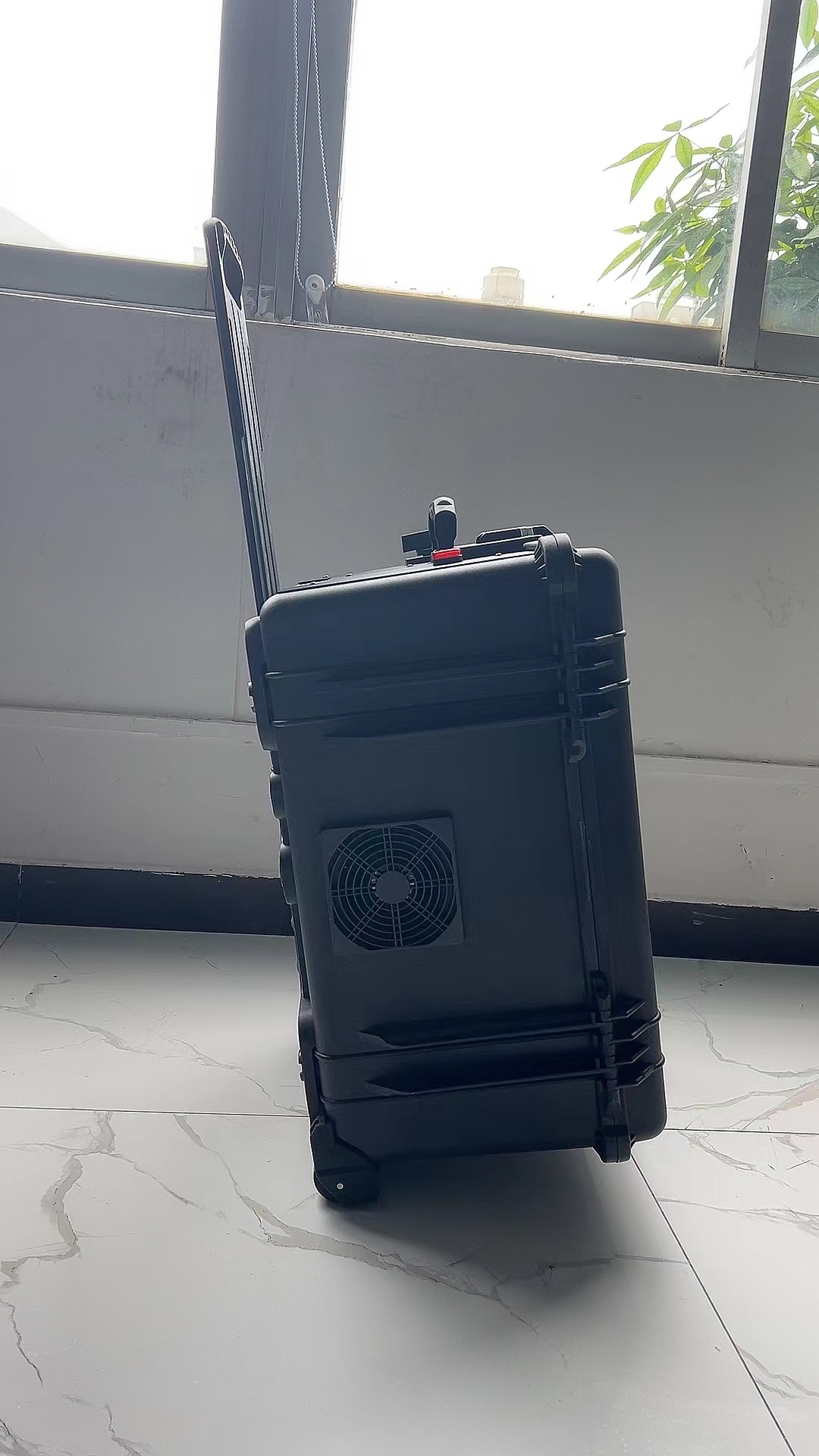 瑞昌手拉箱型移动通信干扰器